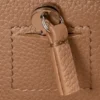 Amazona 23 Bolsa em pele de bezerro com grão suave Amazona 23 Bolsa em pele de bezerro com grão suave