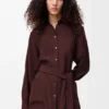 Blusa com cinto em seda Blusa com cinto em seda
