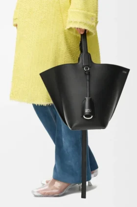 Bolsa Bilbao Média em pele de bezerro lisa