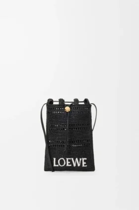 Bolsa com cordão em ráfia