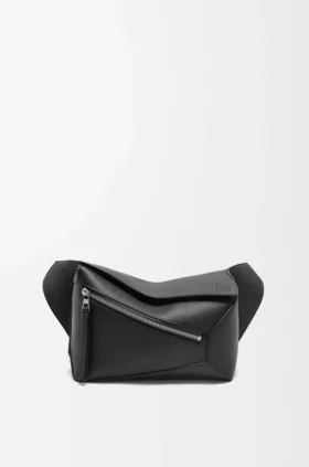 Bolsa de cintura Puzzle Edge pequena em pele de bezerro clássica