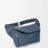 Bolsa de cintura Puzzle Edge pequena em pele de bezerro clássica Bolsa de cintura Puzzle Edge pequena em pele de bezerro clássica