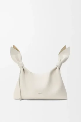 Bolsa de lenço média em pele de bezerro lisa