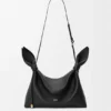 Bolsa de lenço média em pele de bezerro lisa Bolsa de lenço média em pele de bezerro lisa