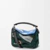 Bolsa «Futurist Cat Small Puzzle» em malha bordada e pele de bezerro clássica Bolsa «Futurist Cat Small Puzzle» em malha bordada e pele de bezerro clássica