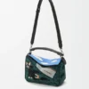 Bolsa «Futurist Cat Small Puzzle» em malha bordada e pele de bezerro clássica Bolsa «Futurist Cat Small Puzzle» em malha bordada e pele de bezerro clássica