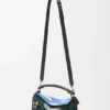 Bolsa «Futurist Cat Small Puzzle» em malha bordada e pele de bezerro clássica Bolsa «Futurist Cat Small Puzzle» em malha bordada e pele de bezerro clássica