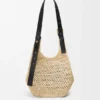 Bolsa Hobo Pequena com Perfurações em Ráfia e Pele de Bezerro Bolsa Hobo Pequena com Perfurações em Ráfia e Pele de Bezerro