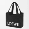 Bolsa Loewe Font Tote de tamanho médio em ráfia Bolsa Loewe Font Tote de tamanho médio em ráfia