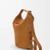 Bolsa «Loop» em pele de bezerro camurçada Bolsa «Loop» em pele de bezerro camurçada