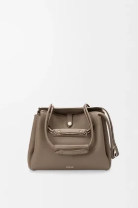 Bolsa Madrid Média em pele de bezerro granulada e flexível