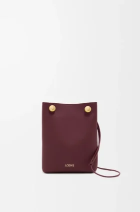Bolsa Pebble em pele de bezerro lisa