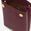 Bolsa Pebble em pele de bezerro lisa Bolsa Pebble em pele de bezerro lisa