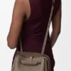 Bolsa pequena de Madrid em pele de bezerro granulada e flexível Bolsa pequena de Madrid em pele de bezerro granulada e flexível