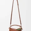 Bolsa pequena «Puzzle» em camadas, em pele de bezerro clássica Bolsa pequena «Puzzle» em camadas, em pele de bezerro clássica