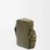Bolso vertical para uso a tiracolo em pele de bezerro acetinada Bolso vertical para uso a tiracolo em pele de bezerro acetinada