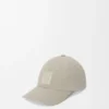 Boné com emblema em lona Boné com emblema em lona