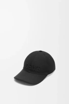 Boné em lona