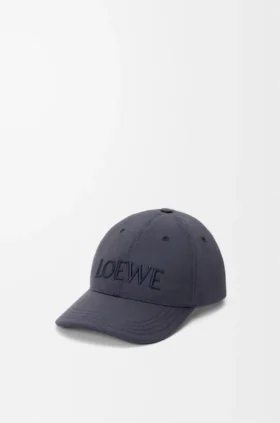 Boné Loewe em lona