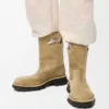 Bota Bobby em pele de bezerro dividida encerada Bota Bobby em pele de bezerro dividida encerada