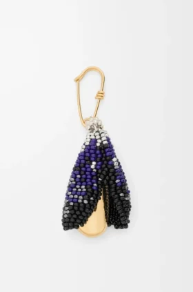 Broche em forma de concha em prata de lei e contas Broche em forma de concha em prata de lei e contas