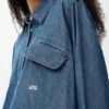 Camisas com cinto em ganga Camisas com cinto em ganga