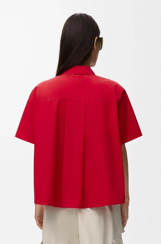 Camisas de manga curta com corte trapézio em algodão Camisas de manga curta com corte trapézio em algodão