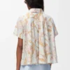 Camisas de manga curta em algodão Camisas de manga curta em algodão