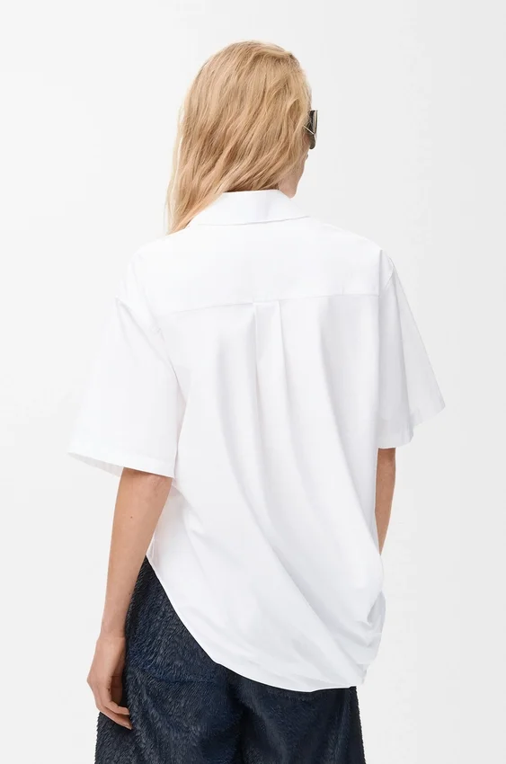 Camisas de manga curta em algodão Camisas de manga curta em algodão