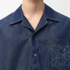 Camisas de manga curta em algodão Camisas de manga curta em algodão