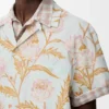 Camisas de manga curta em algodão Camisas de manga curta em algodão