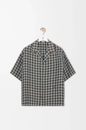 Camisas de manga curta em mistura de viscose e linho