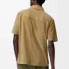 Camisas de manga curta em pele de cabra camurçada Camisas de manga curta em pele de cabra camurçada