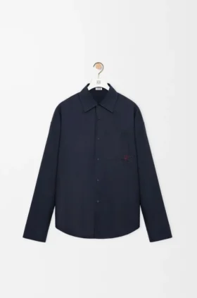 Camisas em algodão
