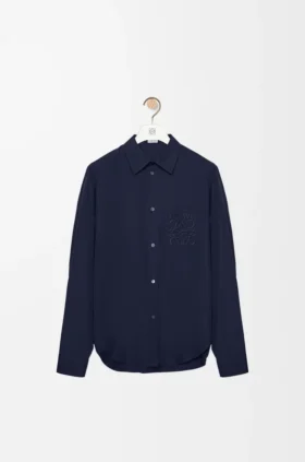 Camisas em algodão