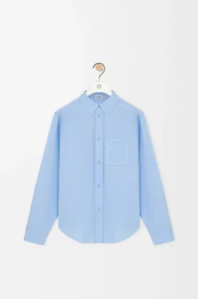 Camisas em algodão