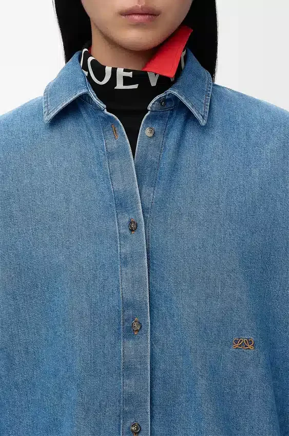 Camisas em ganga Camisas em ganga