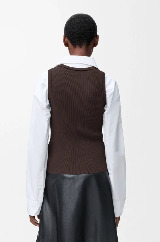 Camisola sem mangas com anagrama em viscose elástica Camisola sem mangas com anagrama em viscose elástica