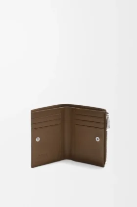 Carteira compacta e justa em pele de veado