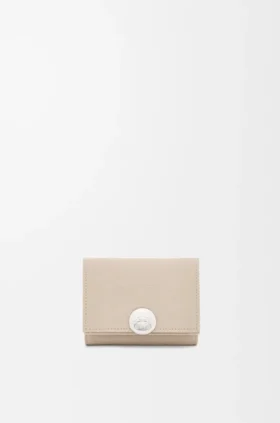Carteira tripla «Pebble» em pele de bezerro com grão «Pebble»