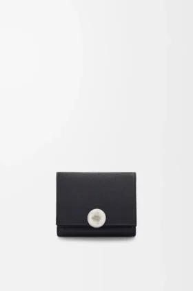 Carteira tripla «Pebble» em pele de bezerro com grão «Pebble»
