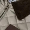 Casaco curto em tecido técnico Casaco curto em tecido técnico