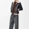 Casaco em pele de búfalo napa Casaco em pele de búfalo napa