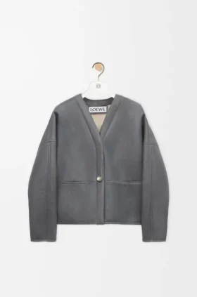 Casaco tipo cardigan «Pebble» em pele de carneiro