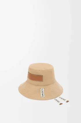 Chapéu de pescador em lona