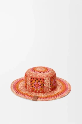 Chapéu de pescador em ráfia