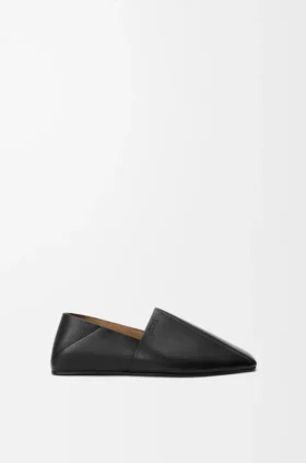 Chinelo Origami em pele de bezerro macia