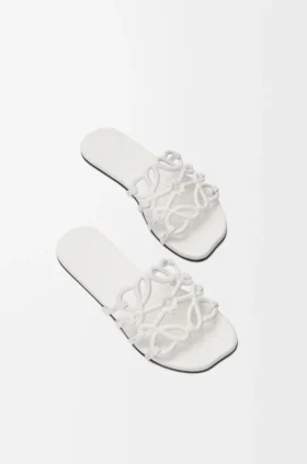 Chinelo Petal Anagram em pele de bezerro