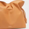 Clutch Flamenco grande em pele de bezerro napa Clutch Flamenco grande em pele de bezerro napa