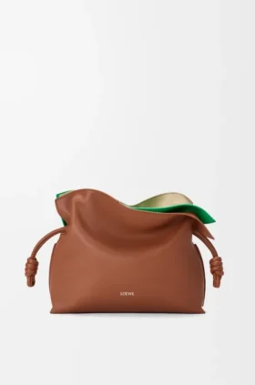 Clutch «Flamenco» Média em Camadas, em pele de bezerro napa